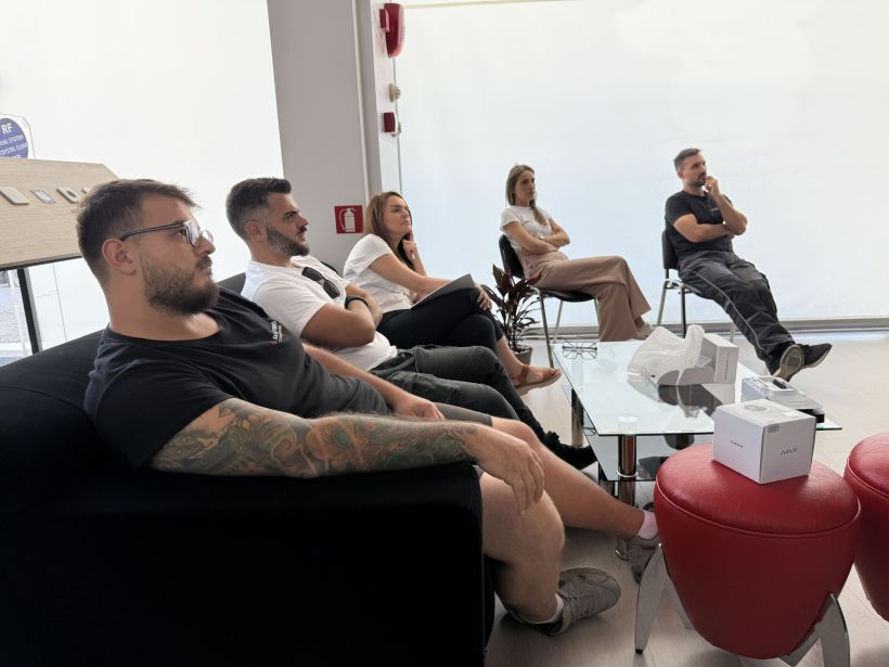 Ajax Παρουσίαση